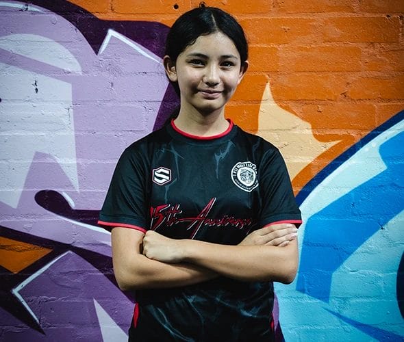 Lana Parnham coach at PTJ Muaythai Gym - Gladesville